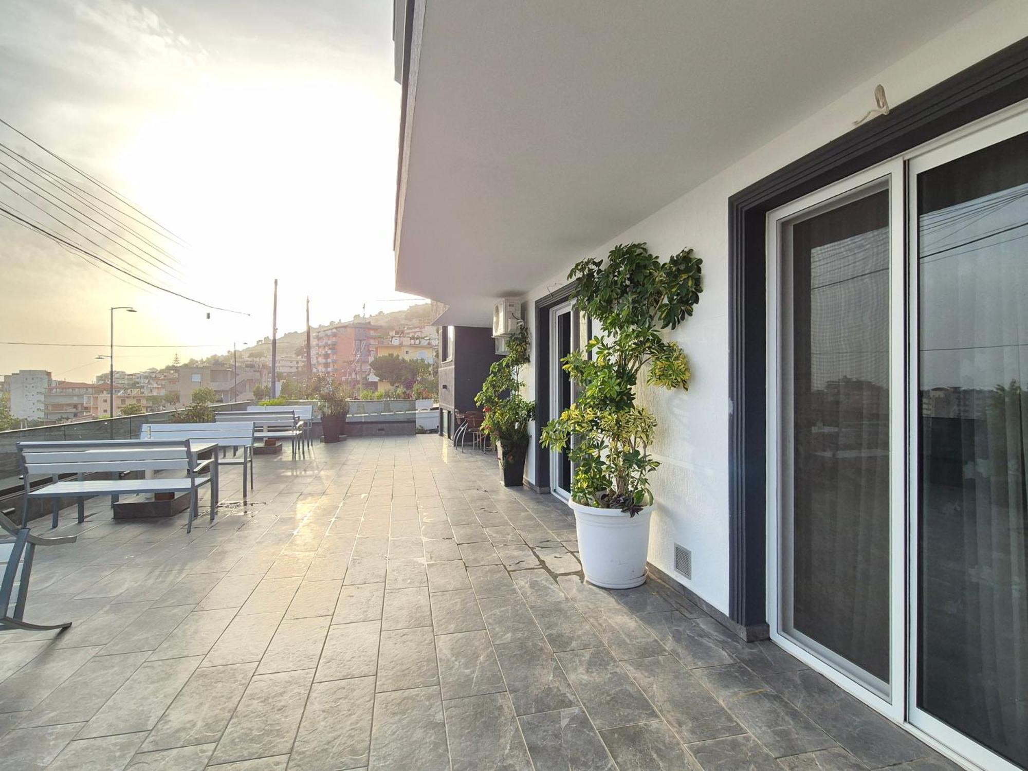 Flore Rooms Sarandë Exterior foto
